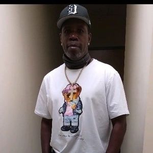 Meet your Posher, Marvin